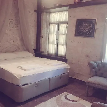 Harmoni Bed & Breakfast *